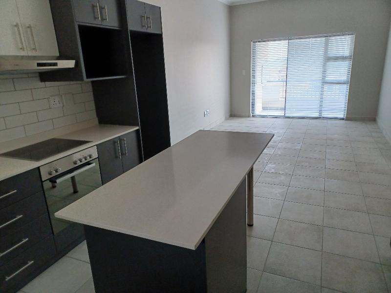 To Let 2 Bedroom Property for Rent in Burgundy Estate Western Cape